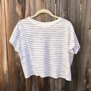 Basic cropped striped tee